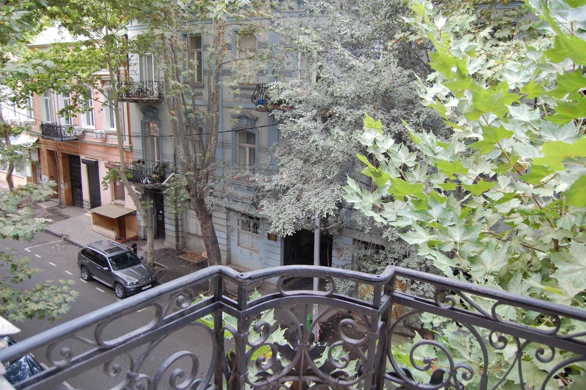 Old Tbilisi Trio Apartments Phòng bức ảnh