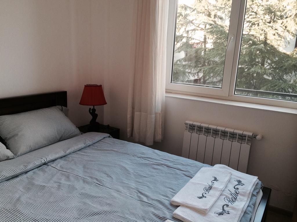 Old Tbilisi Trio Apartments Ngoại thất bức ảnh